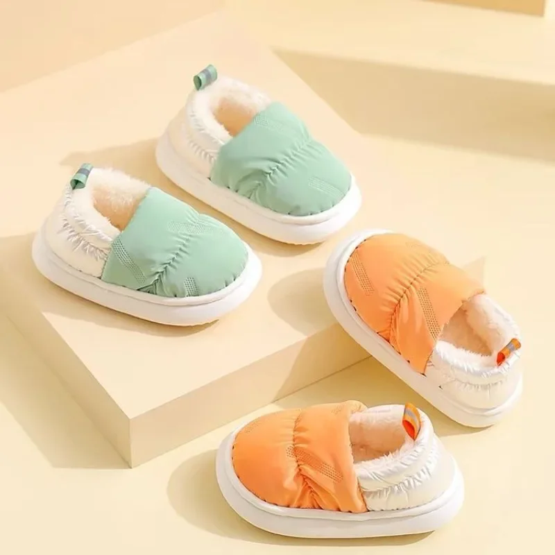 Kids Indoor Outdoor Slippers - Selop anak-anak สำหรับเด็กผู้ชายรองเท้าผ้าฝ้ายใส่ในบ้านให้ความอบอุ่นในฤดูหนาวรองเท้าเด็กผู้หญิงกันลื่นน่ารักสีทึบรองเท้าแตะใส่ในบ้านสำหรับเด็กวัยหัดเดินรองเท้าแตะใส่ในบ้าน